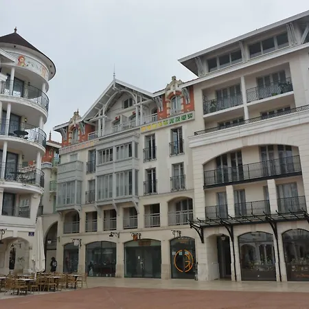 Le Bassin A Vos Pieds Avec T2 Elegant Entre Et Hyper Centre Apartman Arcachon