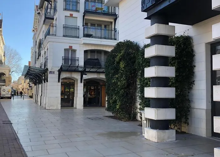 Elegant T2 Pres De La Et En Hyper Centre 아파트 아르카숑